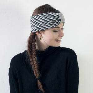Triangle knitted headband - monochrome (MADE TO ORDER)