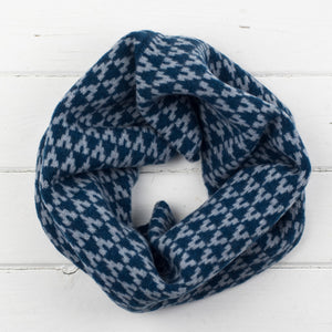 Arrow snood / cowl - diesel / seal