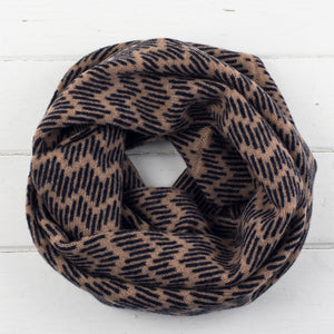Zig zag circle scarf - camel and navy