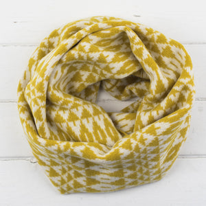 Mirror circle scarf - piccalilli and cream