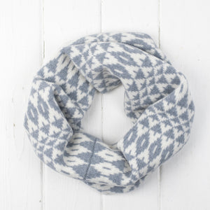 Mirror snood / cowl - seal and white