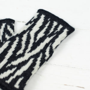 Zebra wristwarmers (MADE TO ORDER)